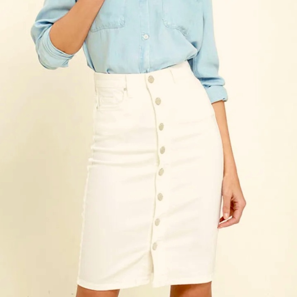 Banana Republic Cream Denim Pencil Skirt Button Down Knee-Length Casual